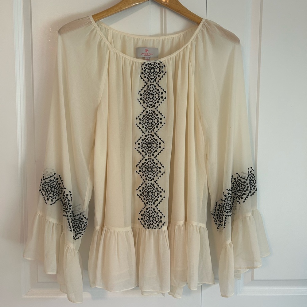 Laurie Felt Embroidered Aztec Blouse Ruffle Hem Ivory size M